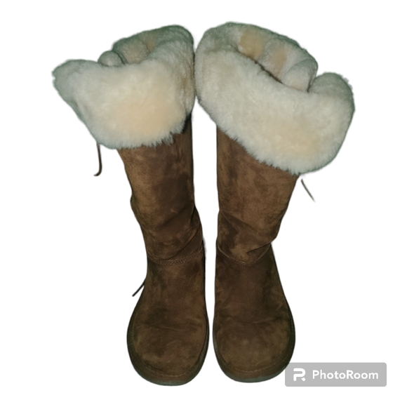 Uggs Boots - Picture 4 of 8